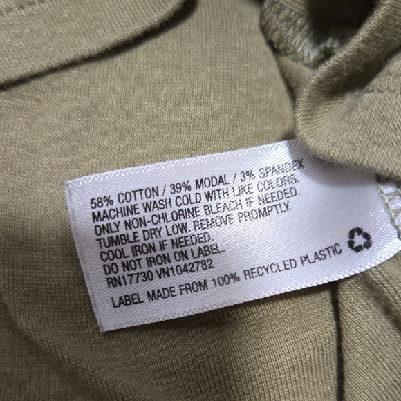 *Last Chance* A new day Olive Green Tank Top - Picture 3 of 4